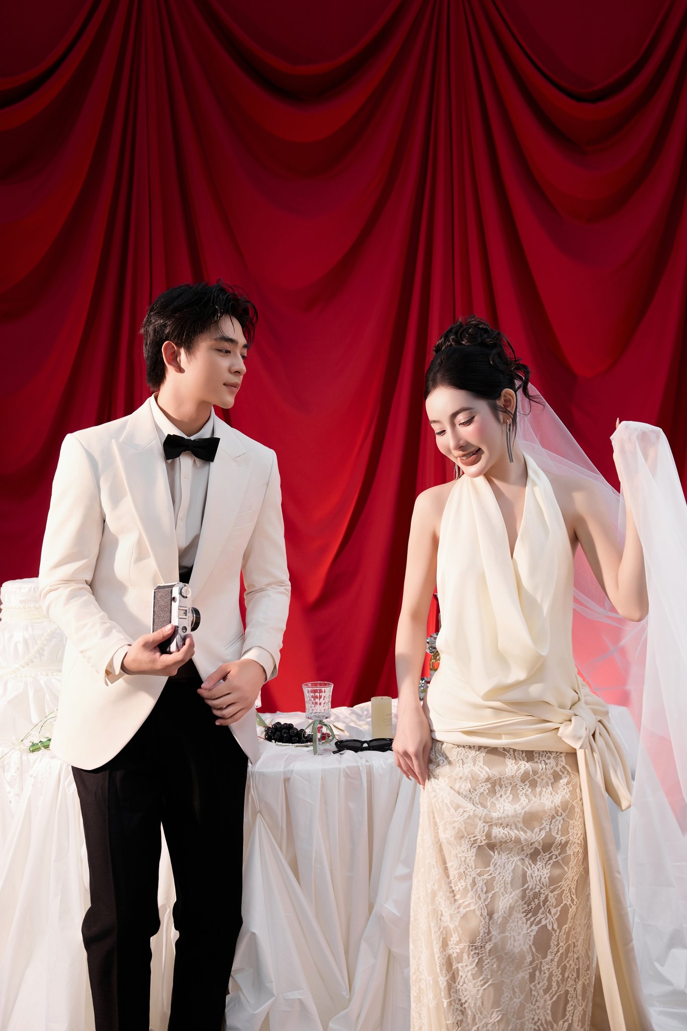 Concept Cưới Phông Đỏ